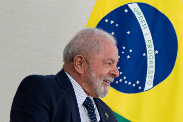 03022023-HB-Embaixadores-apresentam-credenciais-ao-Presidente-Lula-para-atuarem-no-Brasil-017-600x400-1
