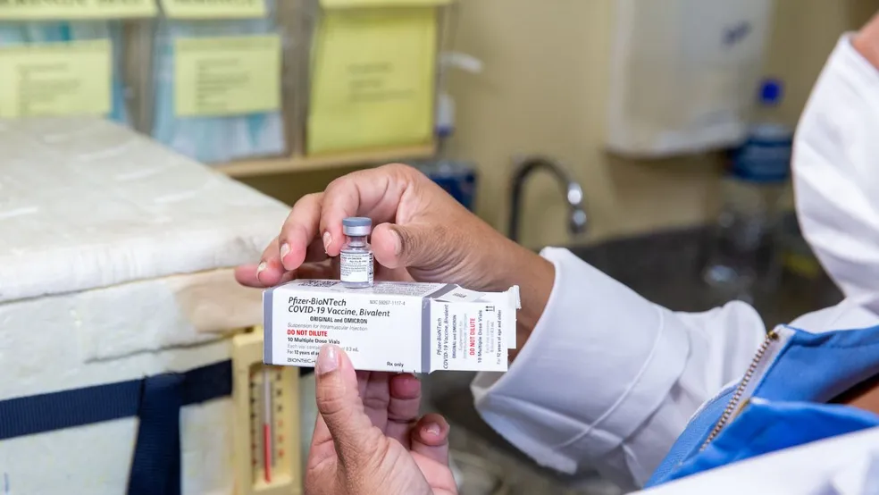 vacina-bivalente-contra-a-covid-19-em-manaus-foto-henrique-silva-semsa