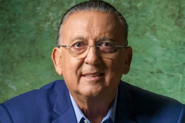 Galvao-Bueno-Estado-Saude-600x400-1