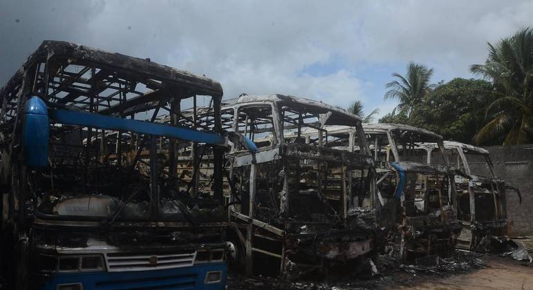 terminal-de-onibus-sofre-ataque-no-rio-grande-do-norte-15032023165159502