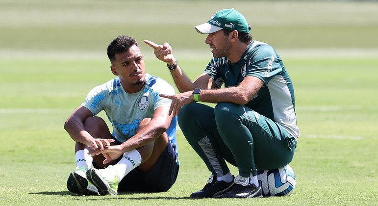 palmeiras-treino-04042023182311216