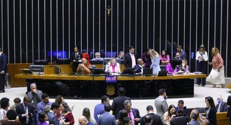 plenario-da-camara-dos-deputados-09032023155653966