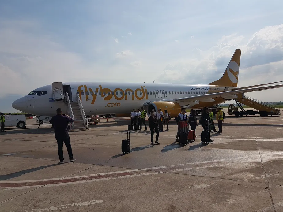 85178215-bv-exclusivas-low-cost-flybondi-voo-entre-rio-e-buenos-aires-com-a-low-cost-flybondi.-f