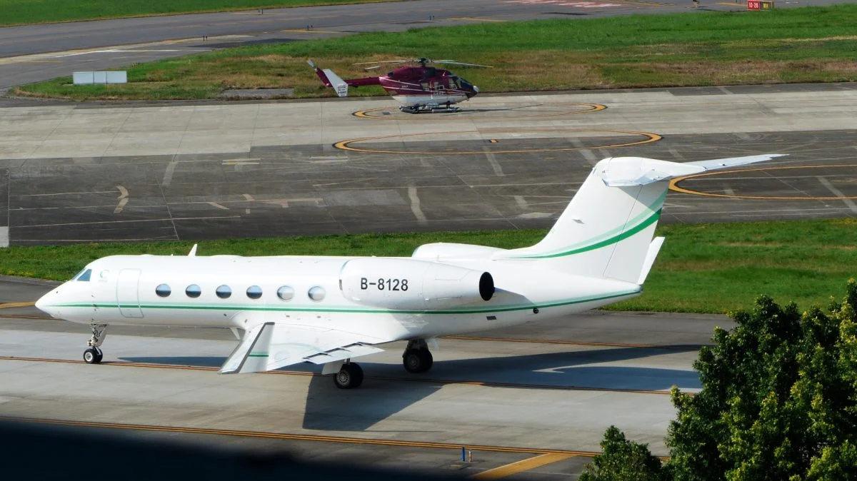 private-jet-1678161479O2R