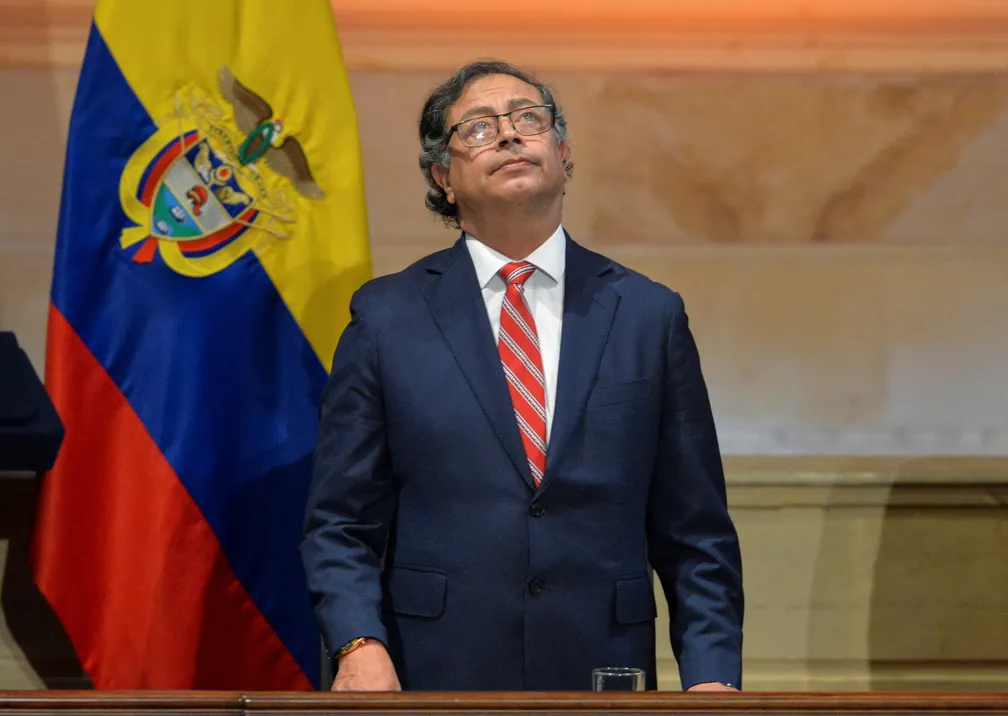 2023-07-20t224907z-1595653992-rc2472av6yaq-rtrmadp-3-colombia-politics