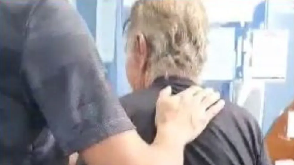 idoso-e-preso-suspeito-de-estuprar-adolescente-e-filmar-abusos-no-amazonas-foto-reproducao