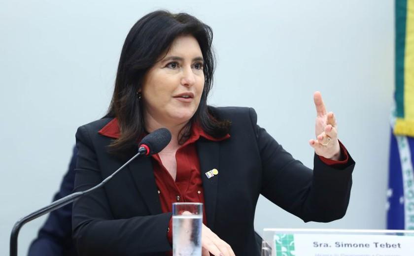 1693434934 'Não podemos colocar todas as fichas nas receitas'