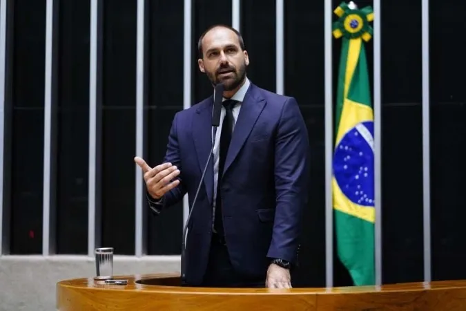 Acesse-Politica-www.acessepolitica.com_.br-o-site-de-politica-mais-acessado-da-Bahia-eduardo-bolsonaro-e-1