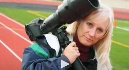 fotografa-morre-apos-ser-atingida-acidentalmente-em-partida-de-futebol-americano-14092023131601071