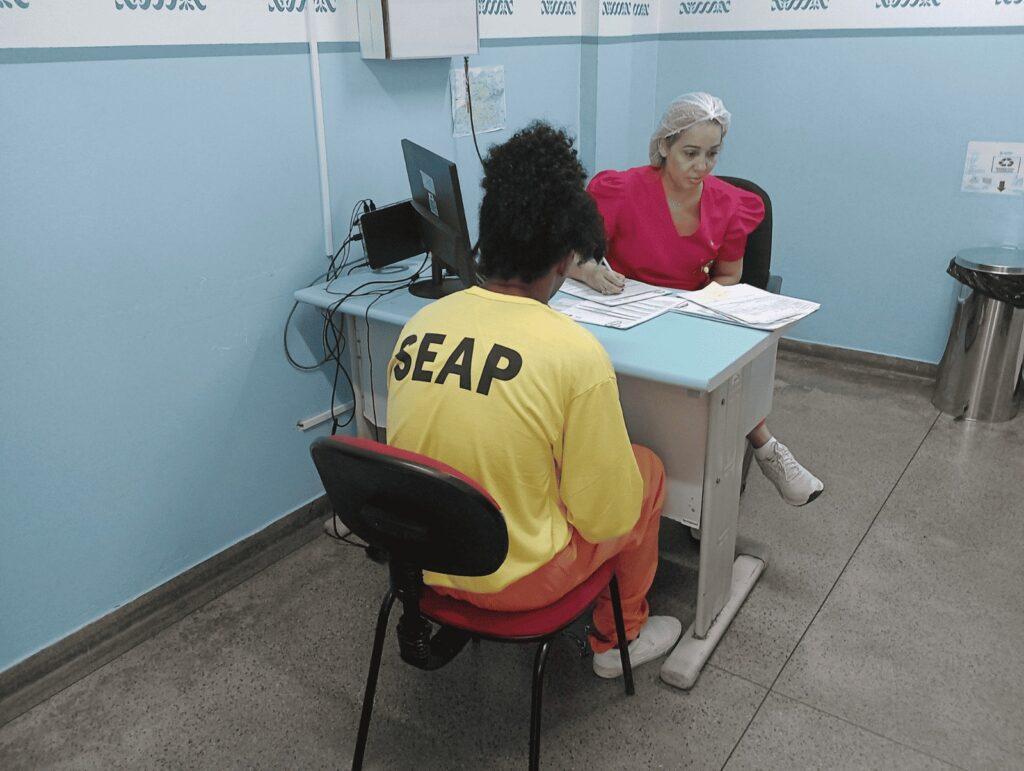 SES-AM.02_PPL-em-consulta-com-especialista_-1024x771-1