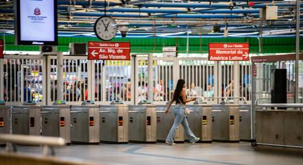 r7-greve-metroviarios-barra-funda-sp-1500-23032023173643229