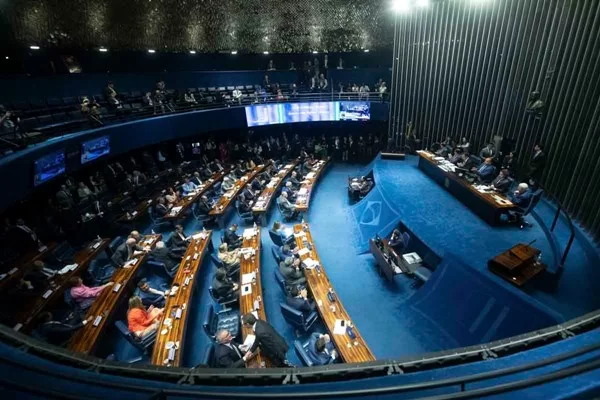 reuniao-governadores-no-senado-sobre-reforma-tributaria-2