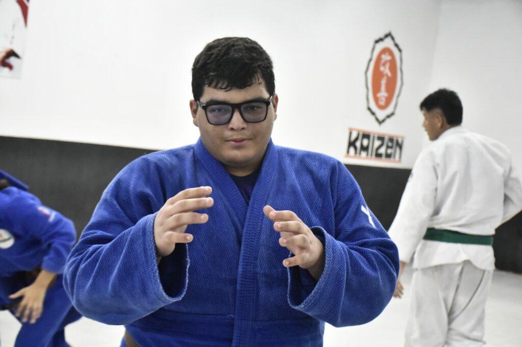 SEDEL-Atleta-amazonense-Victor-Maximus-FOTO-Mauro-Neto-1024x682-1