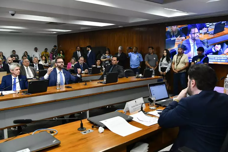 Relatorio-da-CPI-das-ONGs-apresenta-relatorio-superficial-sobre-as-movimentacoes-finaceiras-das-organizacoes-Foto-Geraldo-Magela-Agencia-Senado