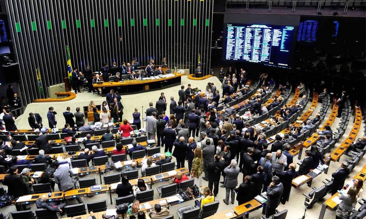 camara-deputados-e1559597695257
