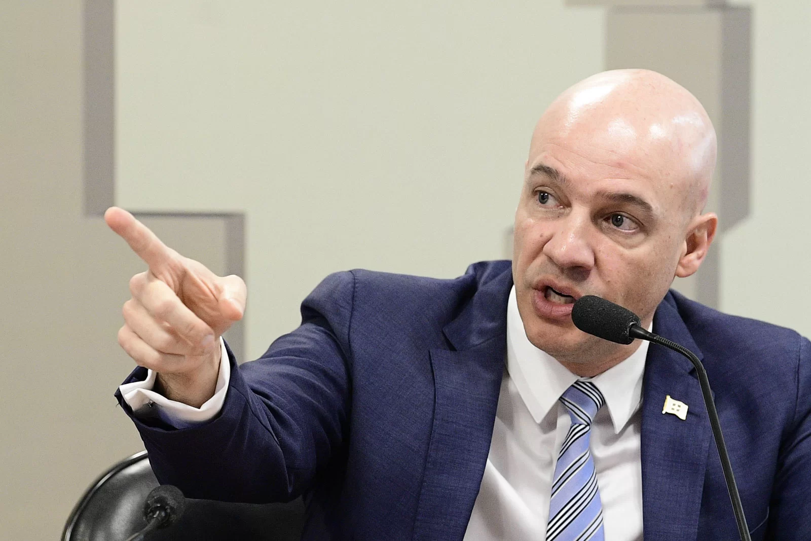 Alessandro-Moretti-ocupa-o-cargo-de-diretor-adjunto-da-Agencia-Brasileira-de-Inteligencia-ABIN2