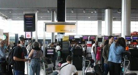 aeroporto-passagens-voa-brasil-aviao-24012024110429028