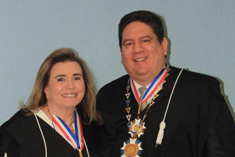 Ari-Moutinho-e-Yara-Lins-TCE