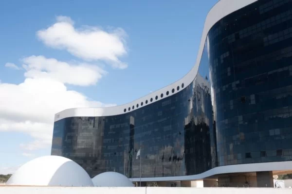 Sede-do-Tribunal-Superior-Eleitoral-TSE-600x400-1