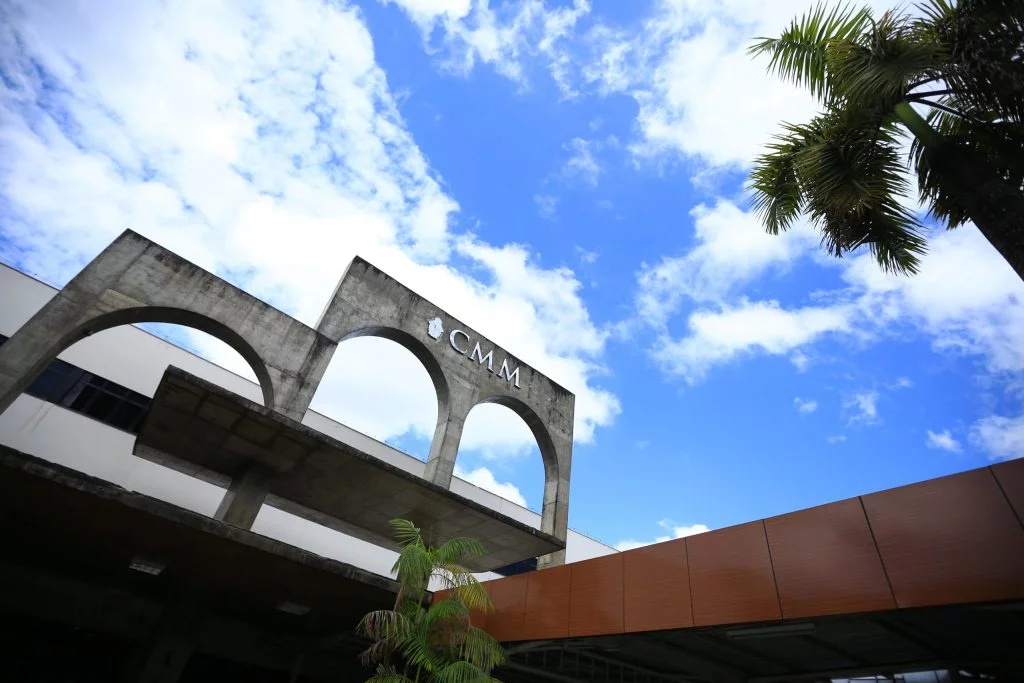 CMM_Fachada-scaled-2-1024x683