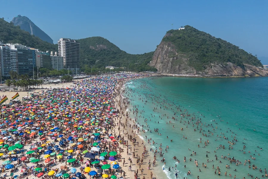 d389a5c3-rio-de-janeiro-calor-sol-onda-de-calor-praia