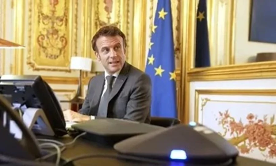 emmanuel-macron-scaled