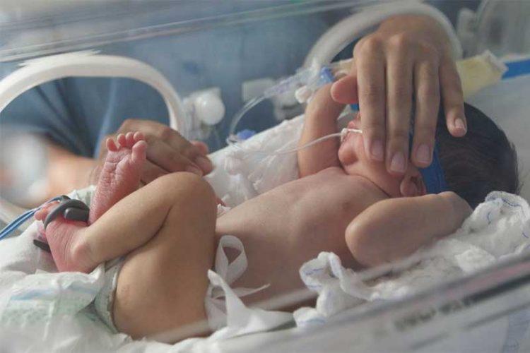 Bebe-recem-nascido-Foto-Fabio-Ropdrigues-Pozzebom-Agencia-Brasil-750x500