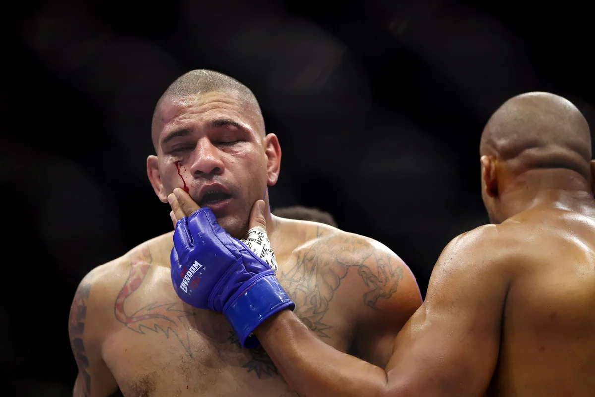 alex-poatan-v-ciryl-gane-ufc