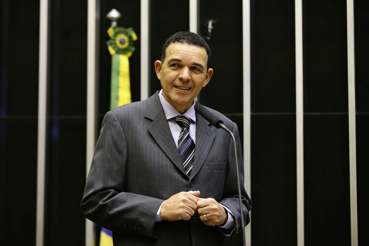 juarezcosta_peq_agcamara