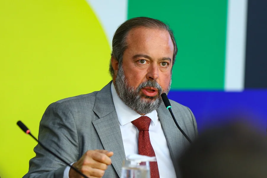 ministro-de-minas-e-energia-alexandre-silveira-metropoles-3-scaled