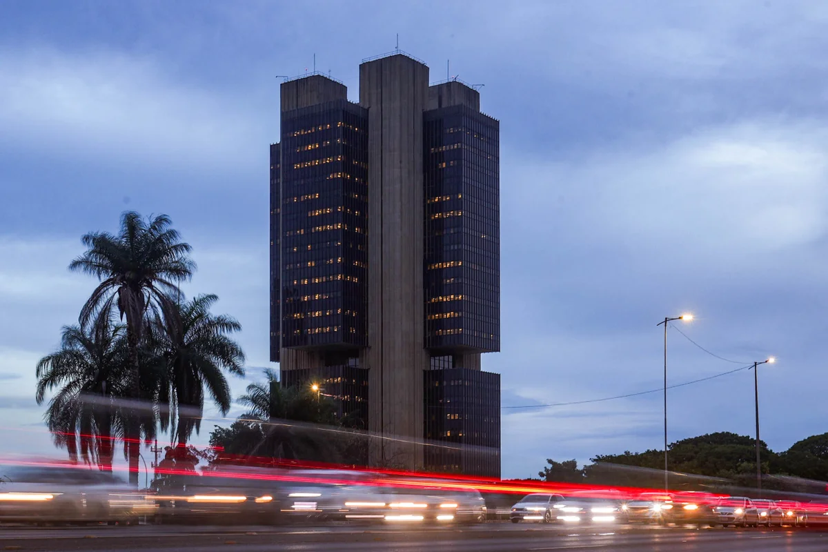 fachada-banco-central-bc-brasilia-df-metropoles-1-scaled (1)