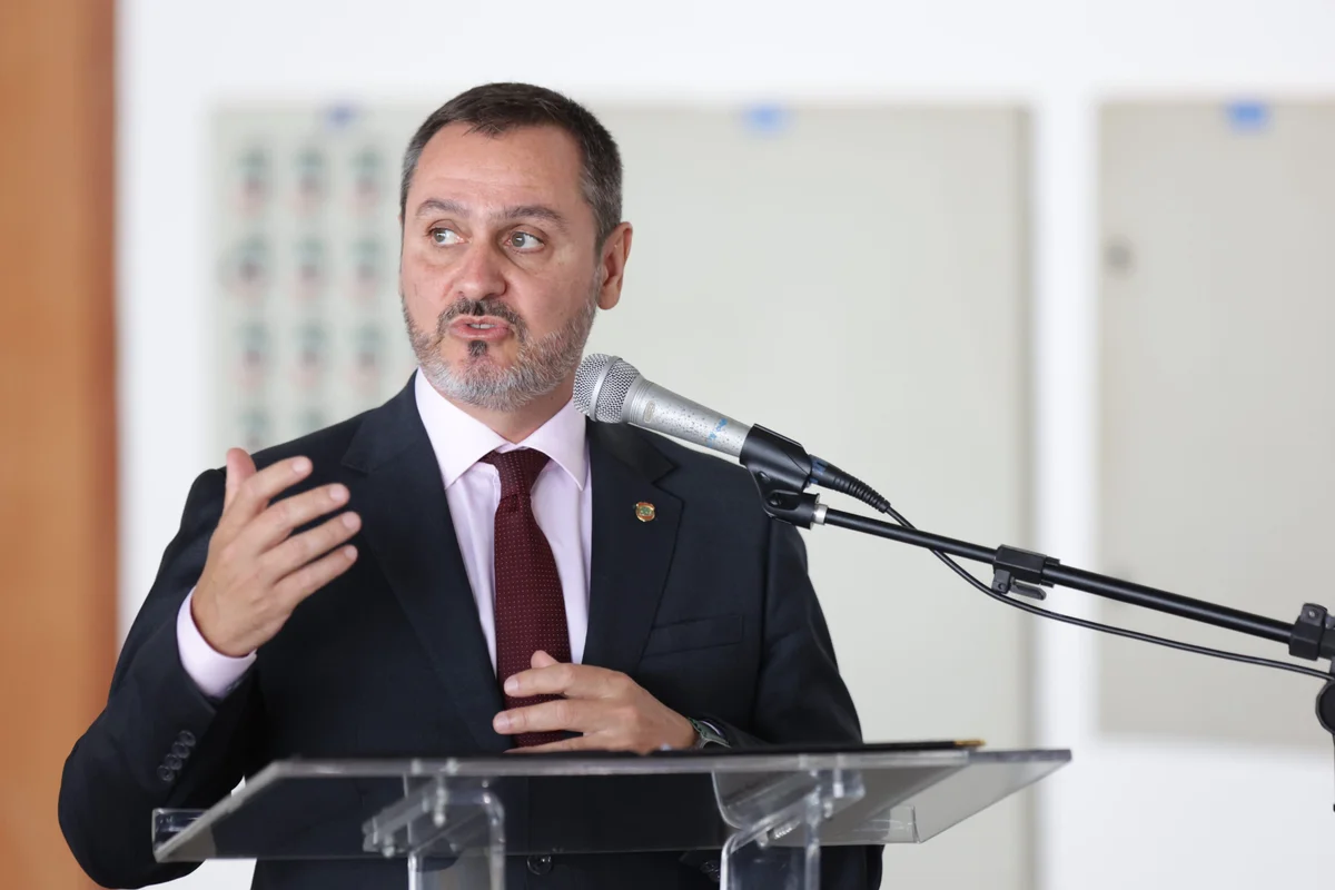 foto-pf-andrei-rodrigues1