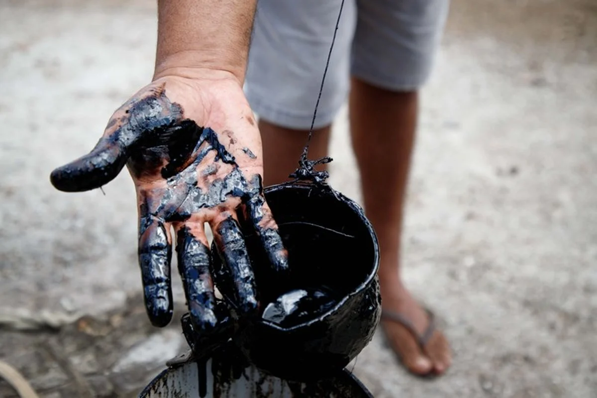 petroleo_em_tabuleiro_do_norte_-_foto_marcelo_width-800_vxkbyur